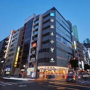 2* Hôtel capsule Rembrandt & Shimbashi - Caters To Men